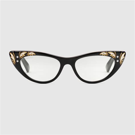 GUCCI Cat Eye .